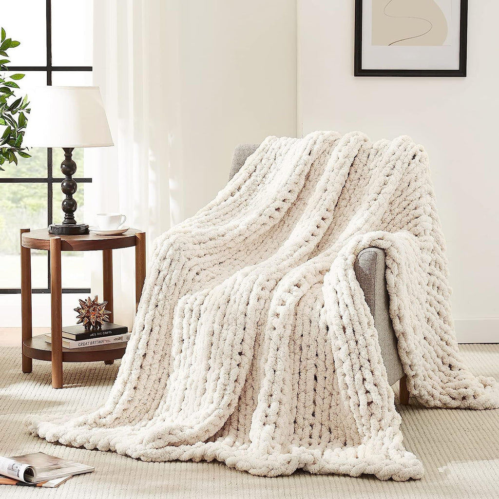 Chunky Knit Chenille Throw Blanket – Soft, Cozy Cable Knit for Couch & Home Décor (50x60)