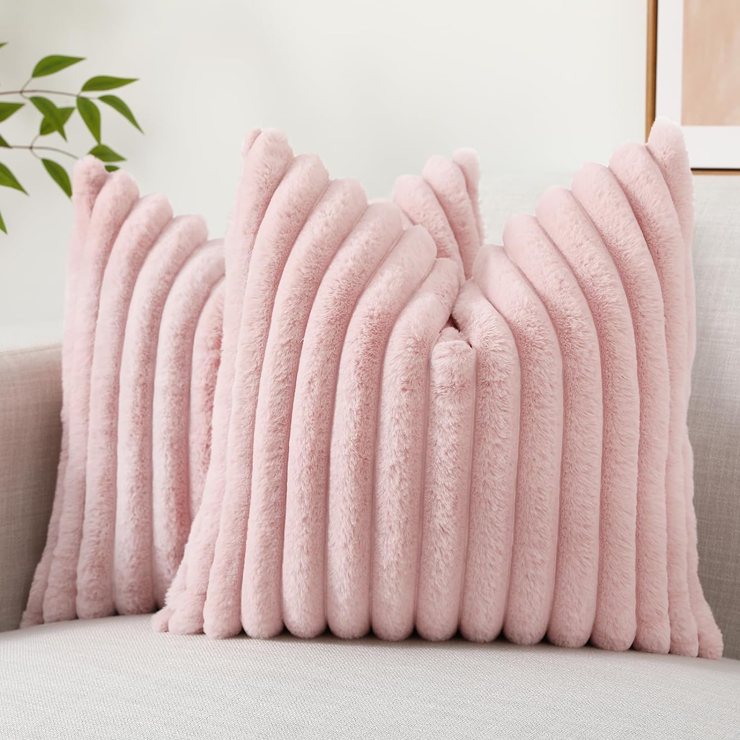Set of 2 Faux Fur Pillow Covers – 18x18 Plush Decorative Cushions for Sofa, Bed & Living Room 