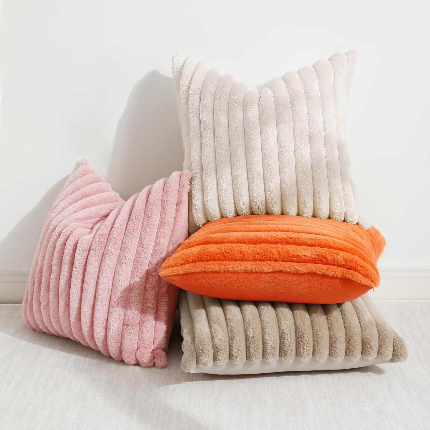 Set of 2 Faux Fur Pillow Covers – 18x18 Plush Decorative Cushions for Sofa, Bed & Living Room 