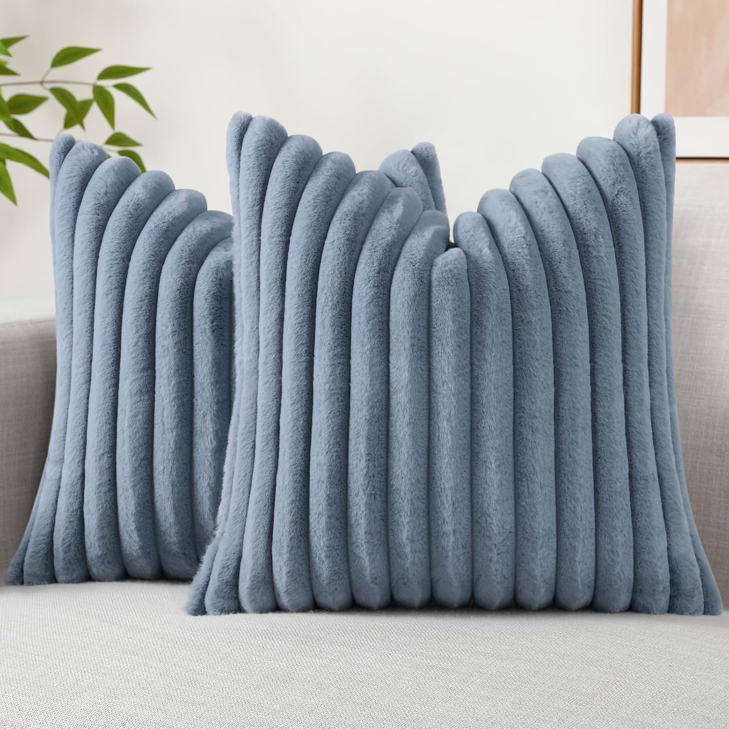 Set of 2 Faux Fur Pillow Covers – 18x18 Plush Decorative Cushions for Sofa, Bed & Living Room 