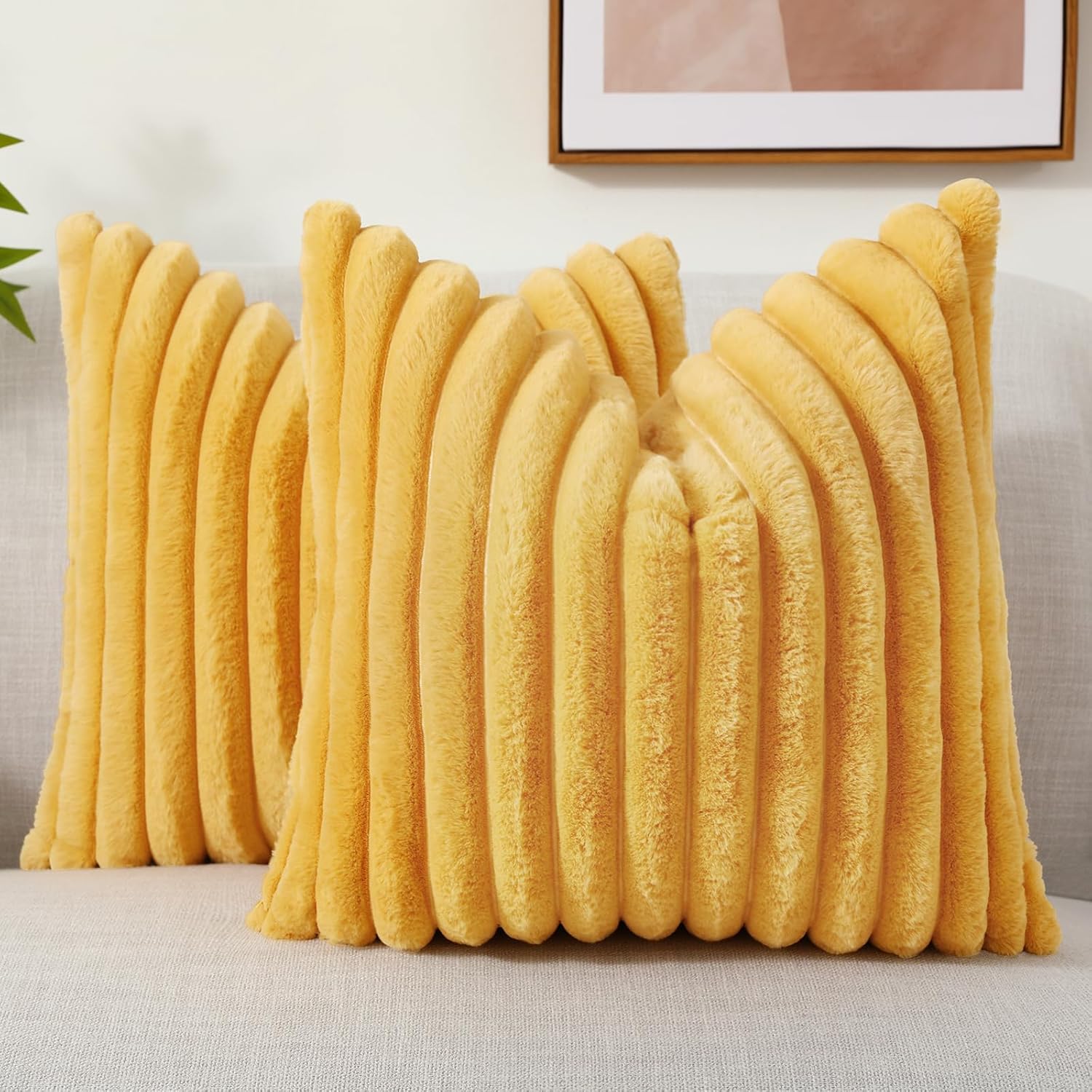 Set of 2 Faux Fur Pillow Covers – 18x18 Plush Decorative Cushions for Sofa, Bed & Living Room 